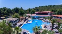 Poseidon Hotel Sea Resortの敷地内または近くにあるプール