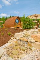 Ein Garten an der Unterkunft Glamping Resort Biosphäre Bliesgau