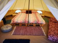 ECO River Campにあるベッド