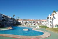 Basen w obiekcie Apartamentos Playa Romana Park lub w pobliżu