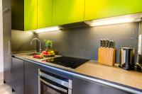Kuchyňa alebo kuchynka v ubytovaní Cosmo Apartments Passeig de Gràcia