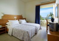 Posteľ alebo postele v izbe v ubytovaní Eleftheria Hotel