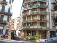 Budynek, w którym mieści się apartament