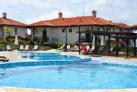 Bazén v ubytování Bay View Villas - Luxury Villas & Apartments nebo v jeho okolí
