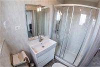 Kúpeľňa v ubytovaní Apartments Mojeljeto