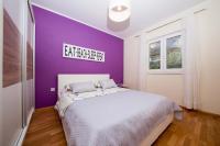 Posteľ alebo postele v izbe v ubytovaní Apartment Sarena