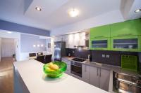 Kuchyňa alebo kuchynka v ubytovaní Apartment Sarena
