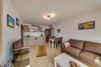 Kuchyň nebo kuchyňský kout v ubytování Apartcomplex Golden Bay