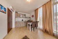 Kuchyň nebo kuchyňský kout v ubytování Apartcomplex Golden Bay