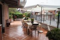 A balcony or terrace at B&B Villa Carmen