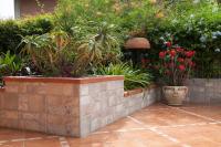 A garden outside B&B Villa Carmen