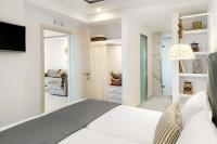 Postel nebo postele na pokoji v ubytování Villa D'Oro - Luxury Villas & Suites