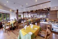 Restaurace v ubytování Mayfair Darjeeling
