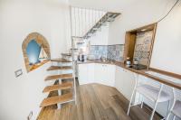 A kitchen or kitchenette at Marechiaro House