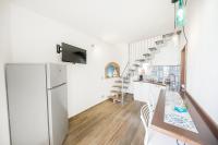A kitchen or kitchenette at Marechiaro House