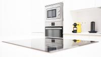 A kitchen or kitchenette at Central Luxury- SSHousing
