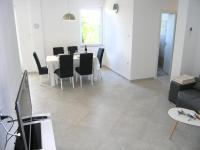 TV a/nebo společenská místnost v ubytování Apartman Danijel