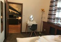 Postel nebo postele na pokoji v ubytování Old Town Boutique Apartments