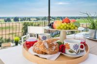 Jedlo v ubytovaní bed & breakfast alebo blízkom okolí