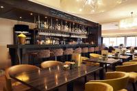 Lounge nebo bar v ubytování Van der Valk Hotel Groningen-Westerbroek