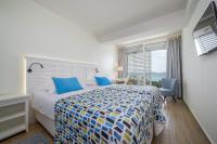 Posteľ alebo postele v izbe v ubytovaní Amadria Park Beach Hotel Jure