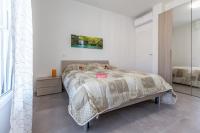 Posteľ alebo postele v izbe v ubytovaní Milano Business Balcony Flat