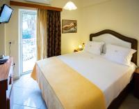 Posteľ alebo postele v izbe v ubytovaní Irida Beach Resort Suites
