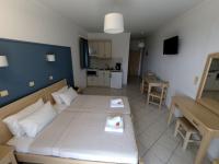 Posteľ alebo postele v izbe v ubytovaní Filanthi Apartments