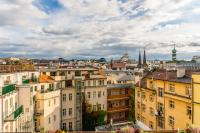 Nespecifikovaný výhled na destinaci Praha nebo výhled na město při pohledu z apartmánu