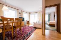 Łóżko lub łóżka w pokoju w obiekcie Hotel Garni Alpenruh-Micheluzzi