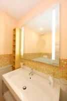Kúpeľňa v ubytovaní Siena UpTown - Sabrina's Cozy Apartment
