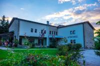 Vonkajšia záhrada v ubytovaní Anavasi Mountain Resort