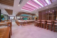 Restaurace v ubytování Cactus Beach Hotel