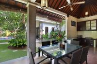 Askara Villa thumbnail 10