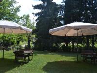 Vonkajšia záhrada v ubytovaní Belvilla by OYO Serene Apartment with Garden