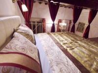 Posteľ alebo postele v izbe v ubytovaní Florentine Style Central Apartments