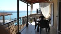 Balkón alebo terasa v ubytovaní Port View Apartment