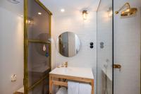 Kúpeľňa v ubytovaní Nao Catedral Boutique Hotel