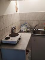 Kuchyňa alebo kuchynka v ubytovaní Konstantina Studios