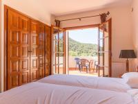 Posteľ alebo postele v izbe v ubytovaní Modern villa with private pool near the sea