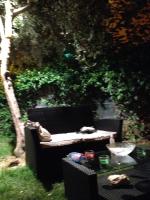 A garden outside MIMI'S HOME casa per vacanze