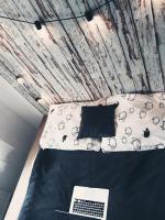 TV a/nebo společenská místnost v ubytování Apartament Leśny