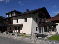 The building in which Az apartmant is located