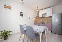 Kuchyň nebo kuchyňský kout v ubytování Apartman Šesna