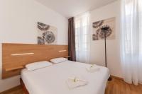 Residhotel Vieux Portにあるベッド