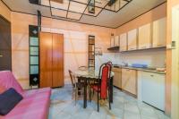Kuchyňa alebo kuchynka v ubytovaní Apartment Vilma Funtana