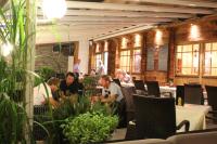 Hosté ubytování edelweiss lounge restaurant hotel pizza cafe billard gasthof