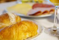 ホテルの敷地内または近くでの食事または食べ物