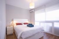Posteľ alebo postele v izbe v ubytovaní Malagueta Cool Beach Apartment
