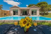 Bazén v ubytovaní Eora Bungalows alebo v jeho blízkosti